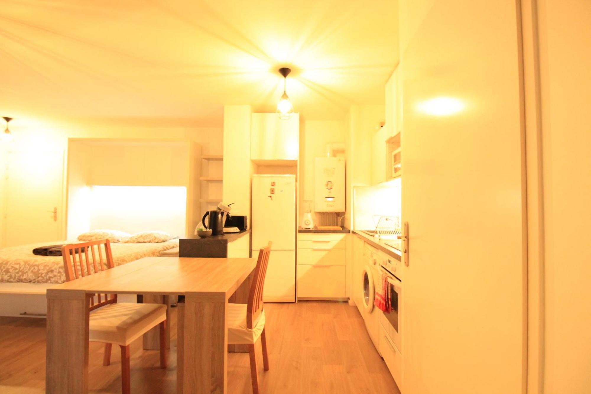 Disponible - Appartement Entier Neuf - 8Mn A Pied Rer C Paris, Parking Rue Gratuit, En Face Hopital D'Arpajon, Balcon Prive, Matelas Bultex 160X200, Ascenseur, Acces Pmr, Centre Ville A Pied Exteriér fotografie